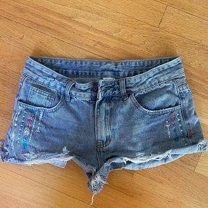 Ripped jeans shorts